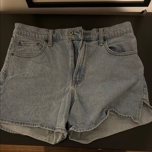 2025 season A&F Dad Shorts